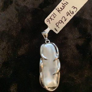 KESHI SILVER PENDANT (1X2.5CM)
